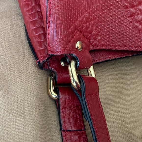 Burberry Embossed Check Leather Canterbury bag - Picture 10 of 16